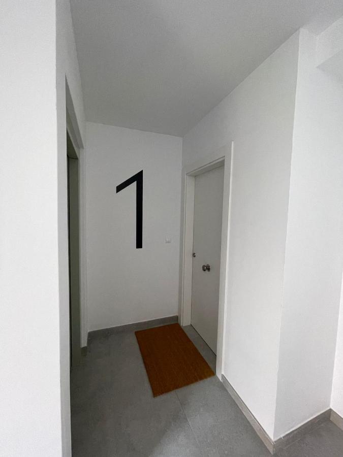 Apartamentos Cisneros Alicante Dış mekan fotoğraf